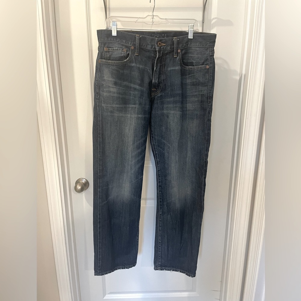 Men’s Lucky Brand Jeans Size 33X30.